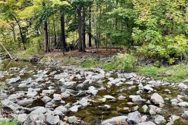 香港結(jié)婚證用于在內(nèi)地辦理離婚手續(xù)的公證書可以附雙方的身份證嗎？