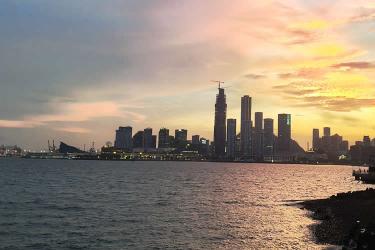 要繼承離異父親生前在內地的房產怎么辦理香港親屬關系及遺囑狀況聲明書公證呢？